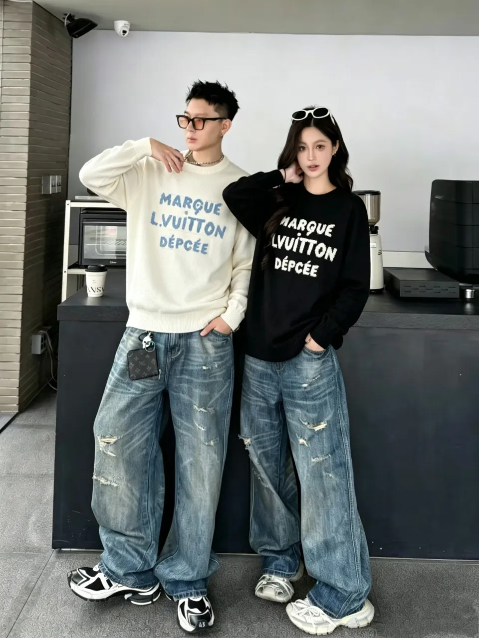 Louis Vuitton/Louis Vuitton Light Blue presbyopic letter jacquard sweater